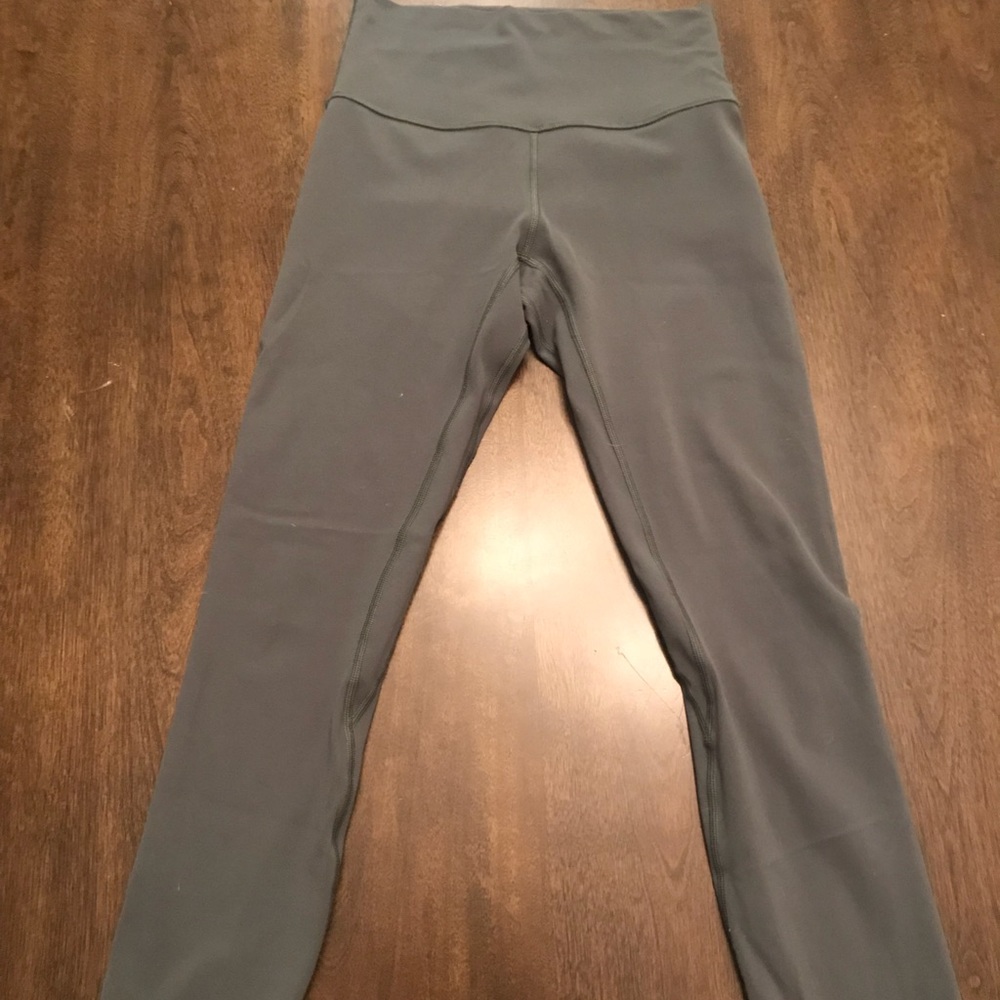 Lululemon align high rise 7/8 leggings size 4